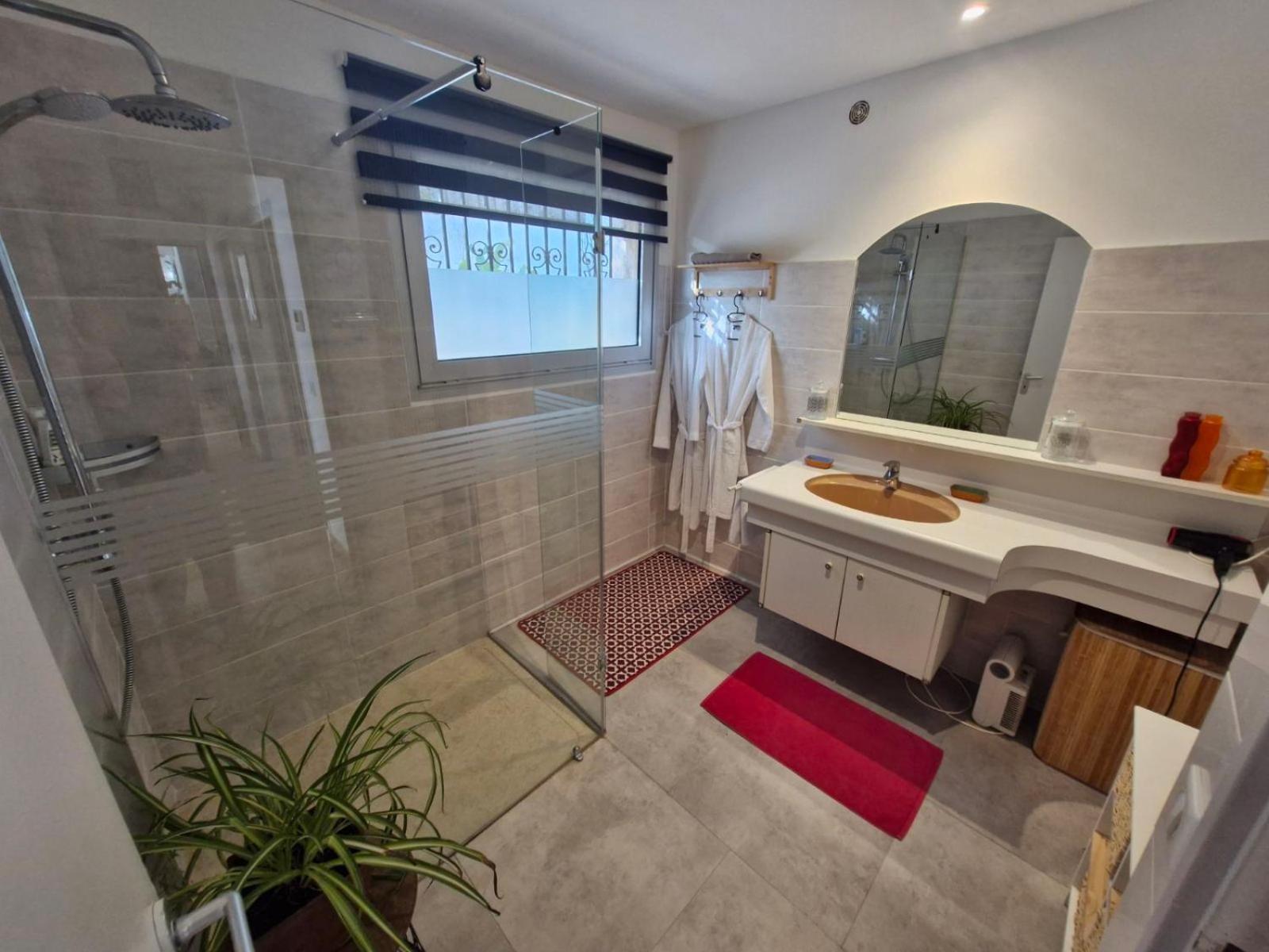 La Villa Des Cedres & Spa Cap D'Agde "Adult Only" Buitenkant foto
