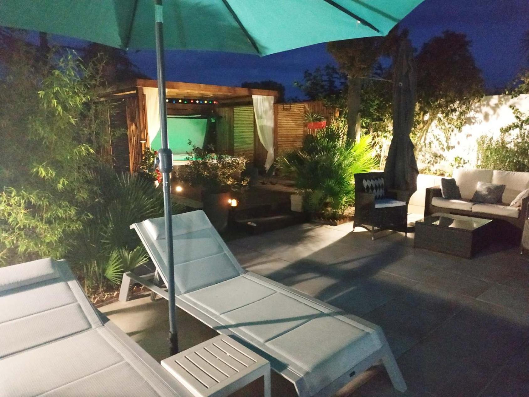 La Villa Des Cedres & Spa Cap D'Agde "Adult Only" Buitenkant foto